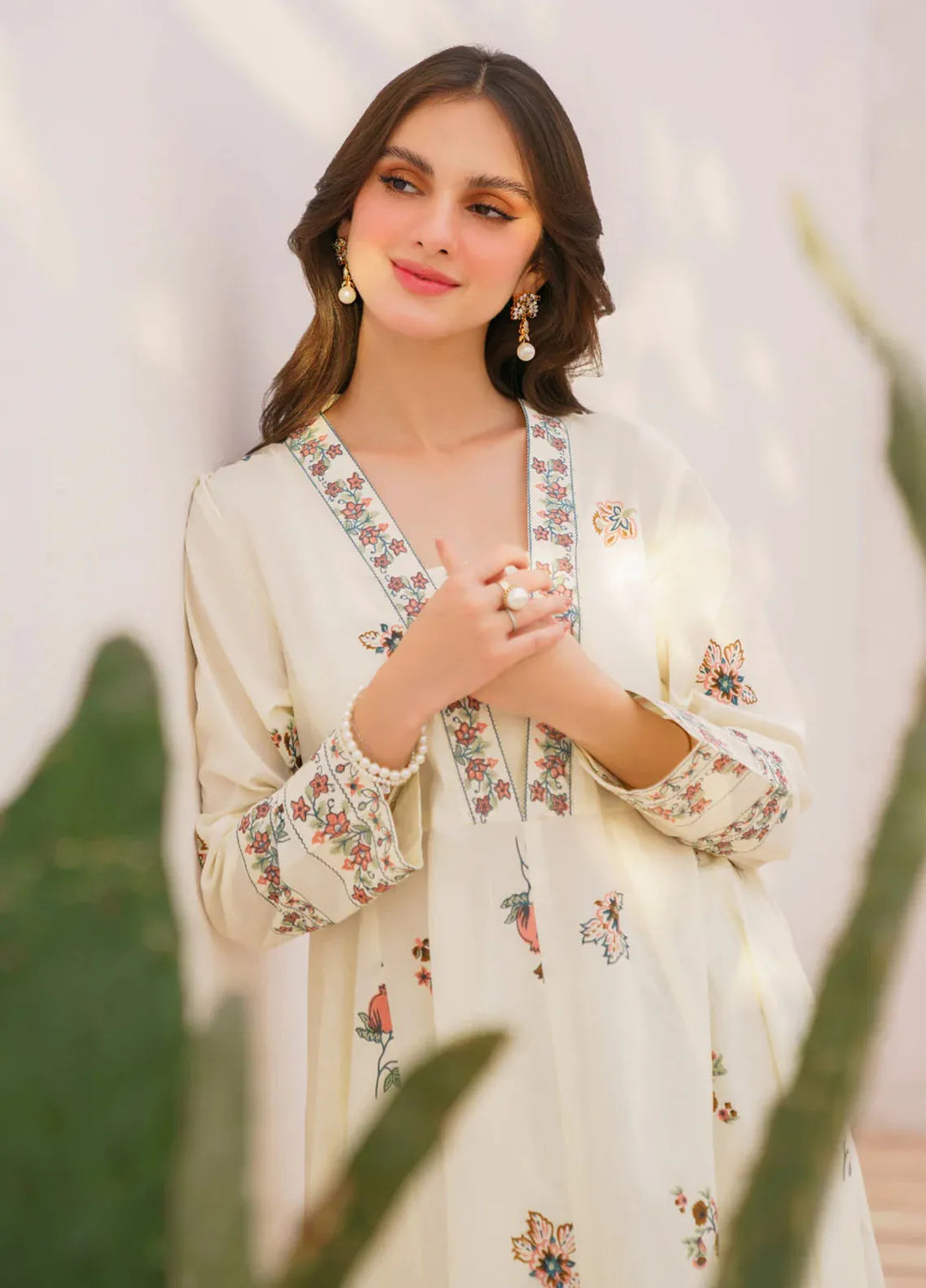 Garnet Pret Printed Dhanak 3 Piece Suit Nazma