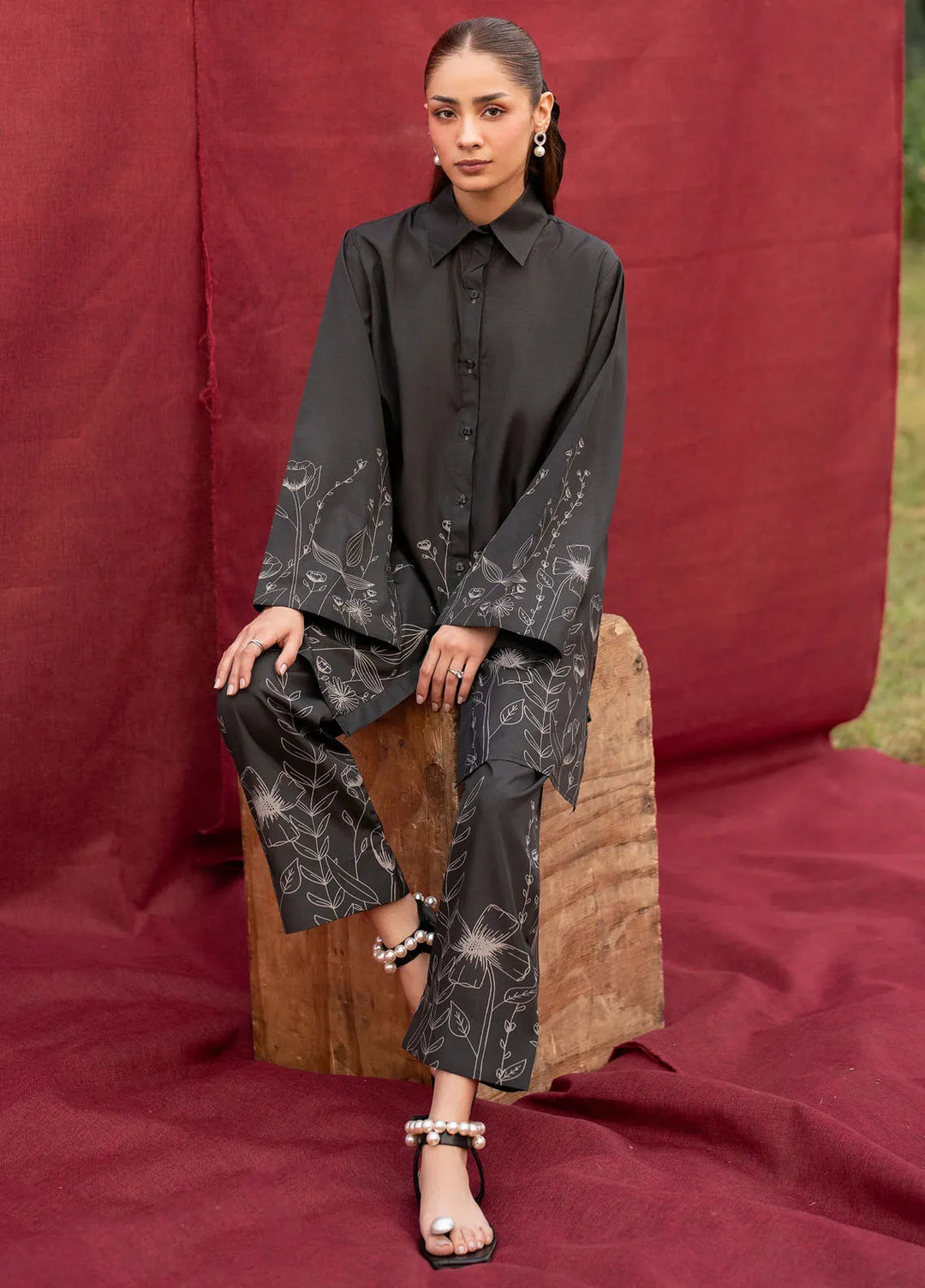 Garnet Pret Printed Khaddar 2 Piece Suit Raven