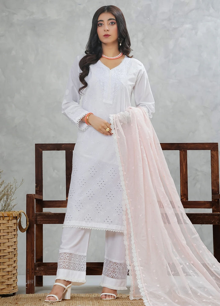Grape Drape Pret Embroidered Lawn 3 Piece Serene Glow