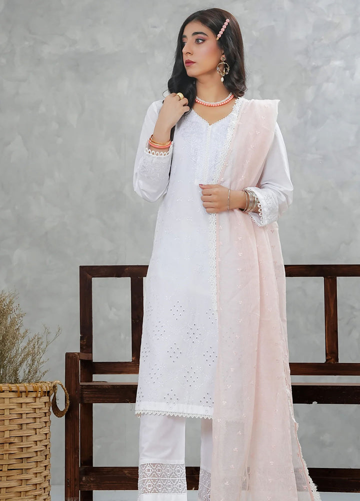 Grape Drape Pret Embroidered Lawn 3 Piece Serene Glow