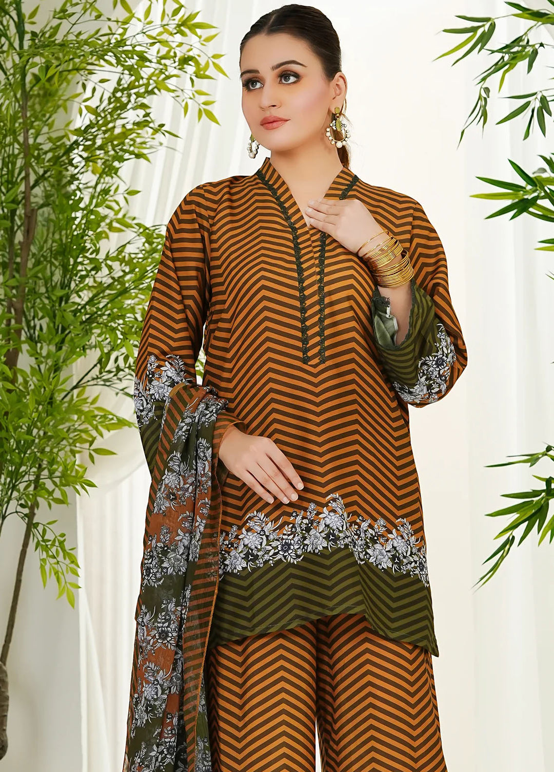 Grape Drape Pret Printed Swiss Lawn 3 Piece Suit Rust Reverie