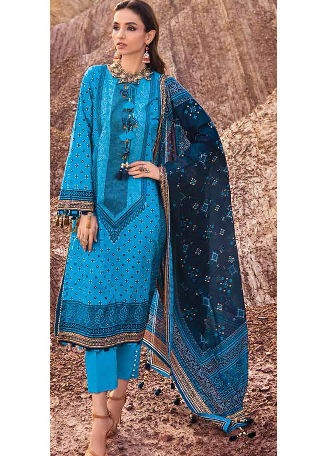 Gul Ahmed Printed Lawn Suits Unstitched 3 Piece GA22CHL CL-22038 B - Summer Lawn Collection
