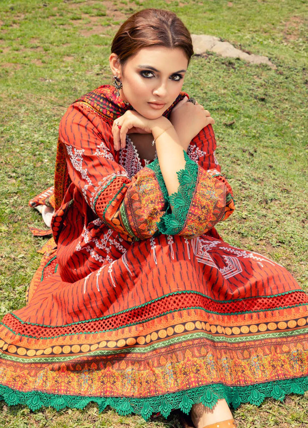 gul ahmed winter dresses Gul Ahmed Fancy Winter Velvet Dresses Shawl Collection 2026