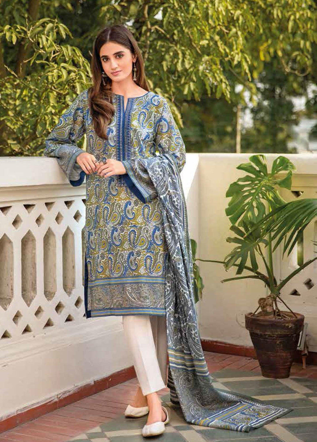 Gul Ahmed Embroidered Lawn Suits Unstitched 3 Piece GA22SB CL-1081 - Summer Collection
