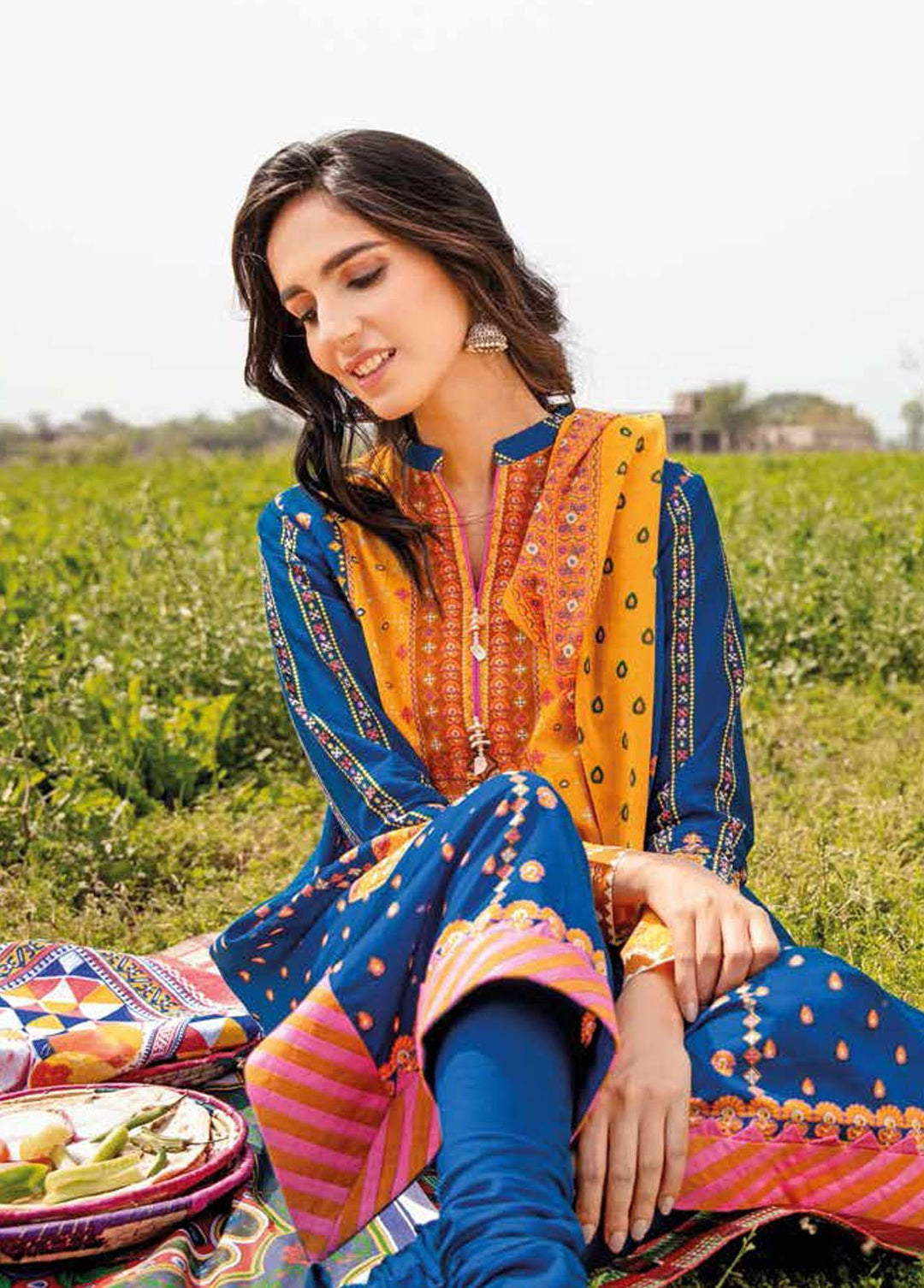 Gul Ahmed Printed Lawn Suits Unstitched 3 Piece GA22SB CL-12008 B - Summer Collection