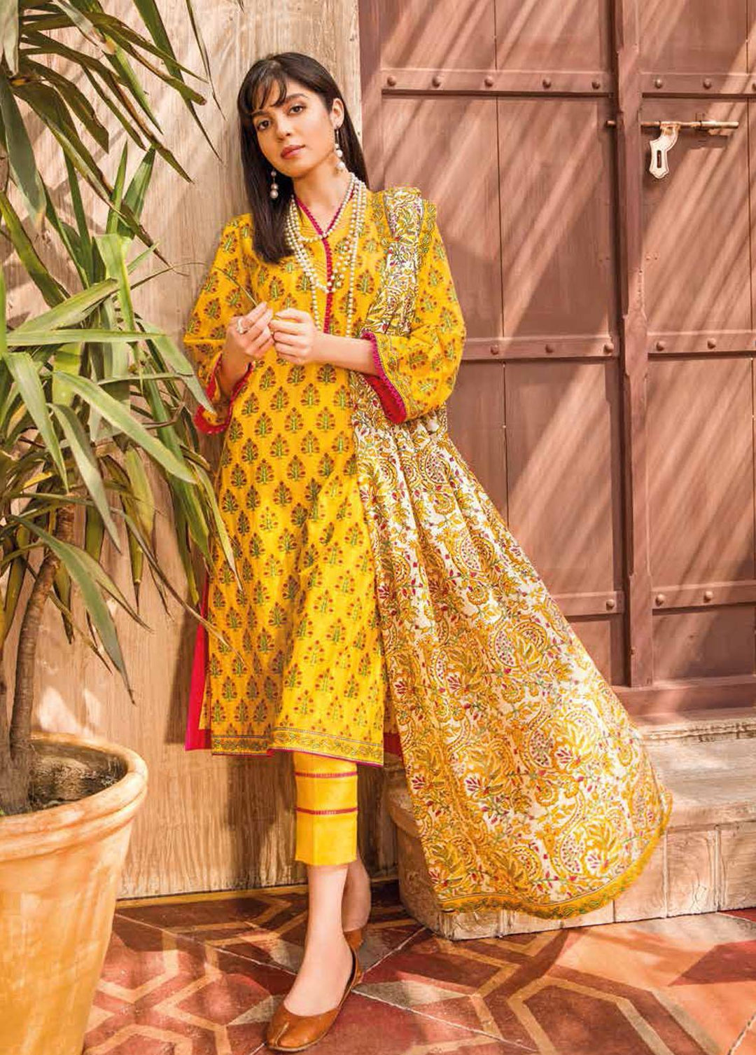Gul Ahmed Printed Lawn Suits Unstitched 3 Piece GA22SB CL-12024 - Summer Collection