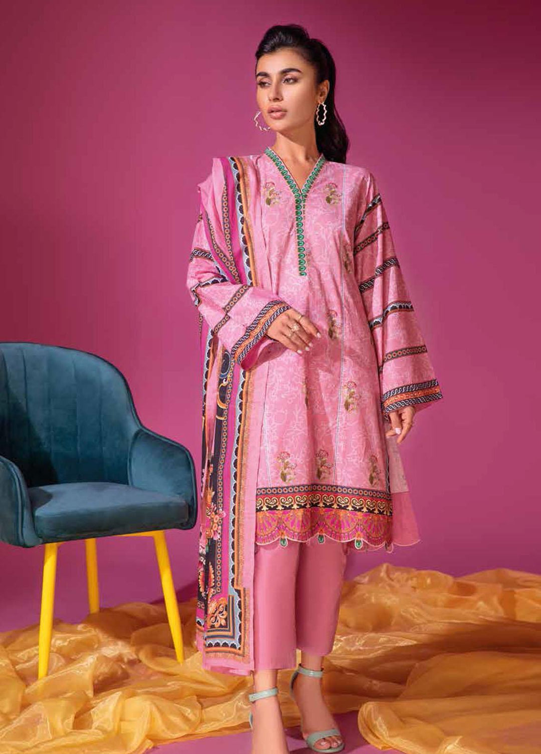 Gul Ahmed Printed Lawn Suits Unstitched 3 Piece GA22SB CL-12524 A - Summer Collection