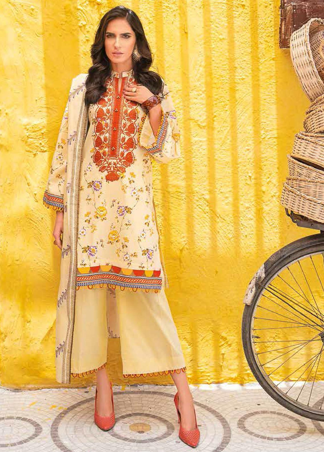 Gul Ahmed Embroidered Lawn Suits Unstitched 3 Piece GA22SB CL-1293 - Summer Collection
