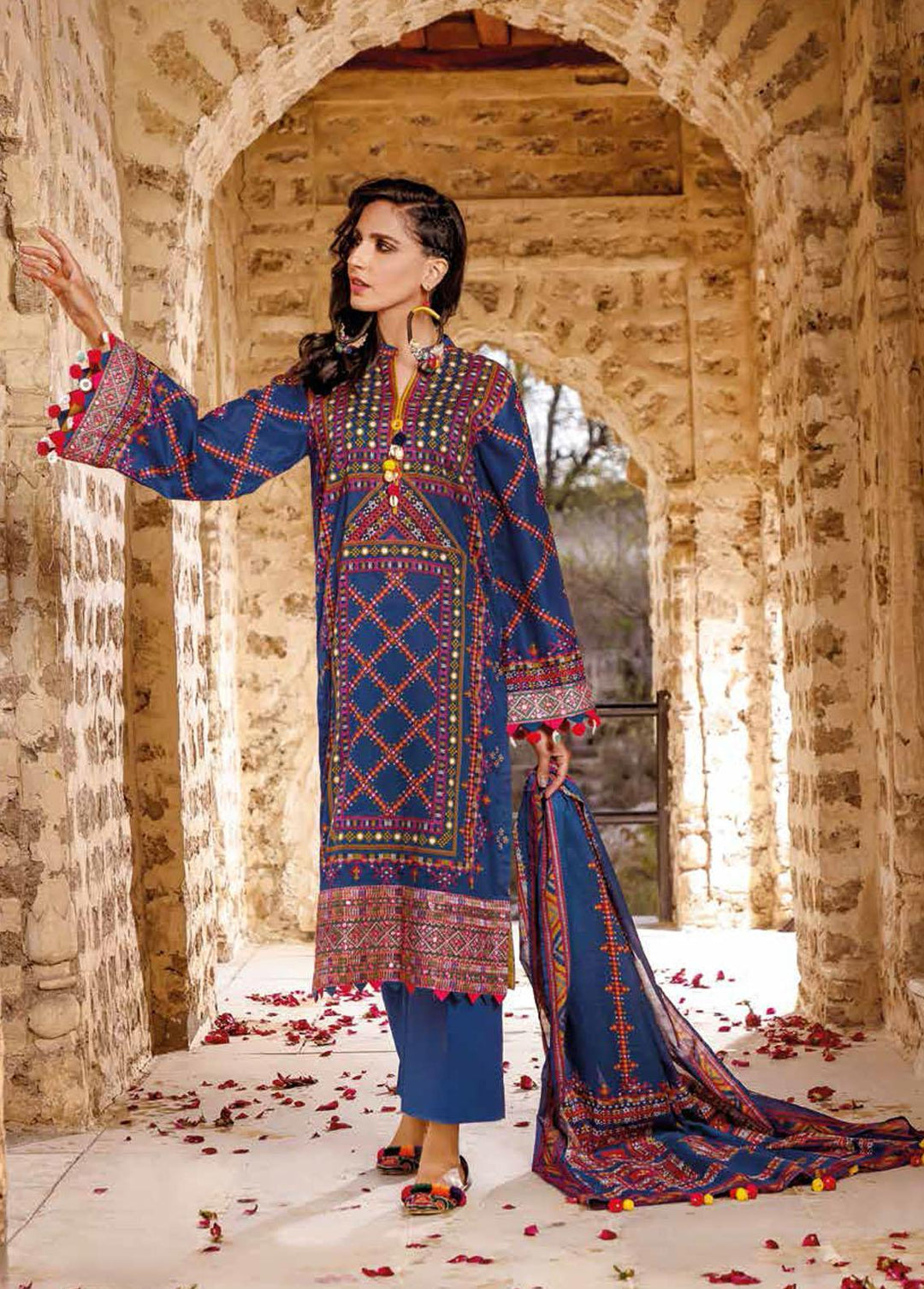 Gul Ahmed Embroidered Lawn Suits Unstitched 3 Piece GA22SB CL-1309 - Summer Collection