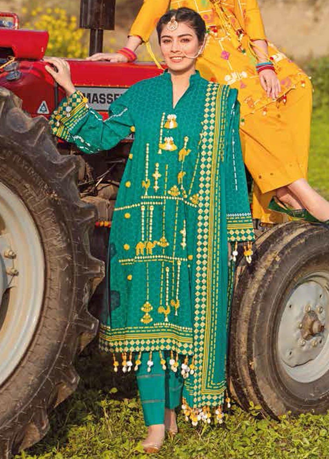 Gul Ahmed Printed Lawn Suits Unstitched 3 Piece GA22SB CL-22017 - Summer Collection