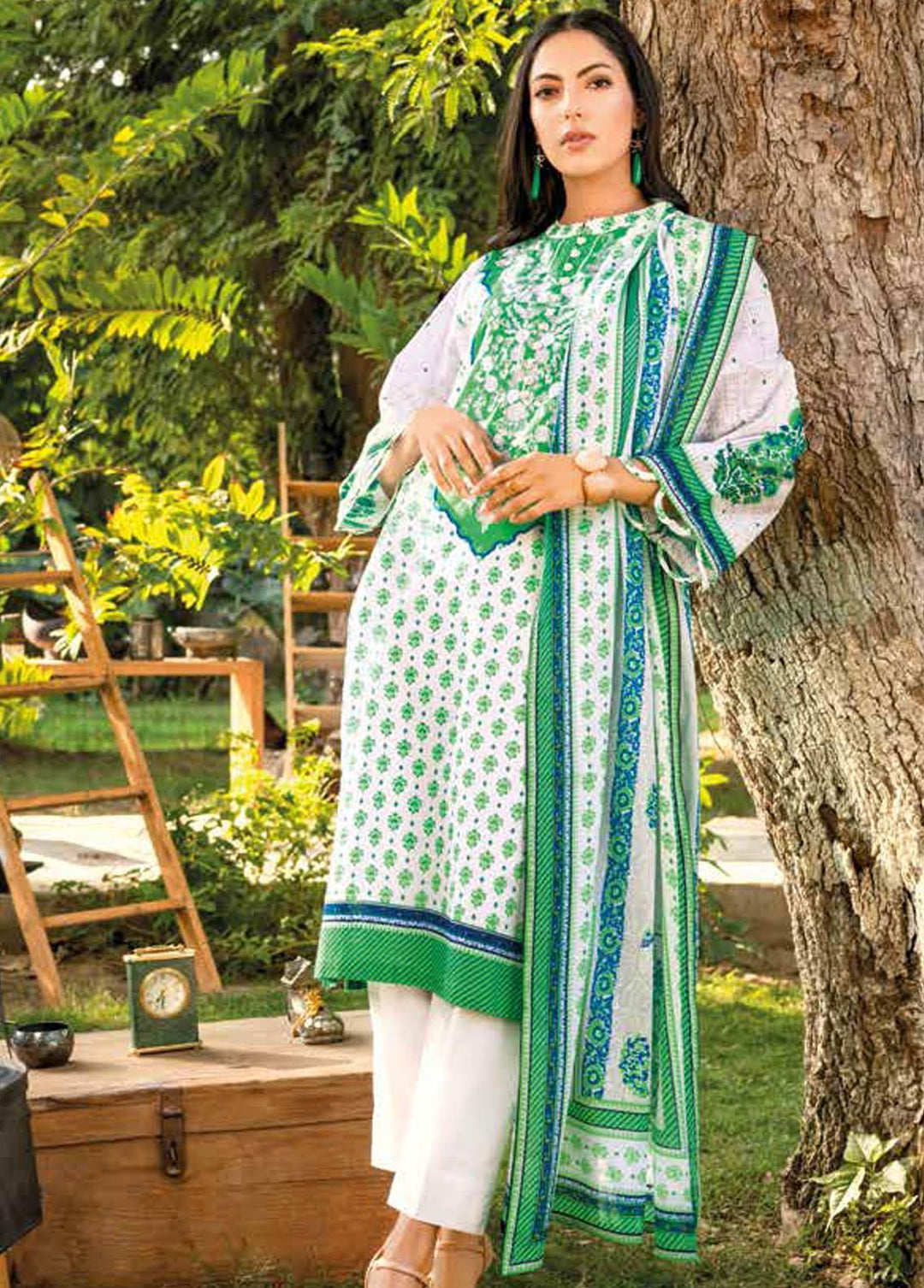 Gul Ahmed Embroidered Lawn Suits Unstitched 3 Piece GA22SB CL-22084 A - Summer Collection