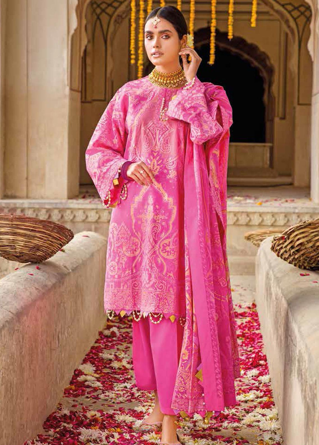 Gul Ahmed Printed Lawn Suits Unstitched 3 Piece GA22SB CL-22219 A - Summer Collection