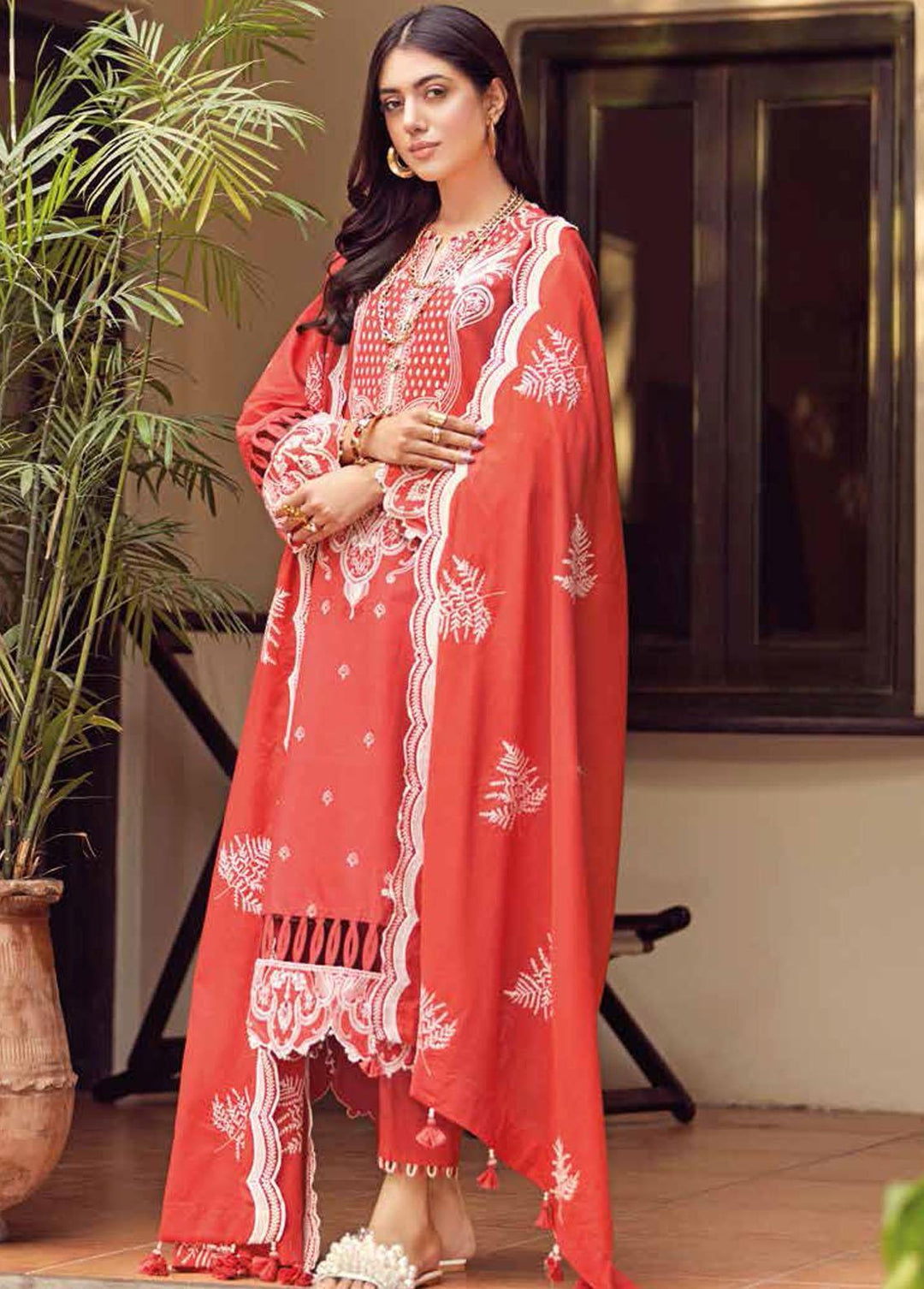 Gul Ahmed Embroidered Lawn Suits Unstitched 3 Piece GA22SB DN-22022 - Summer Collection