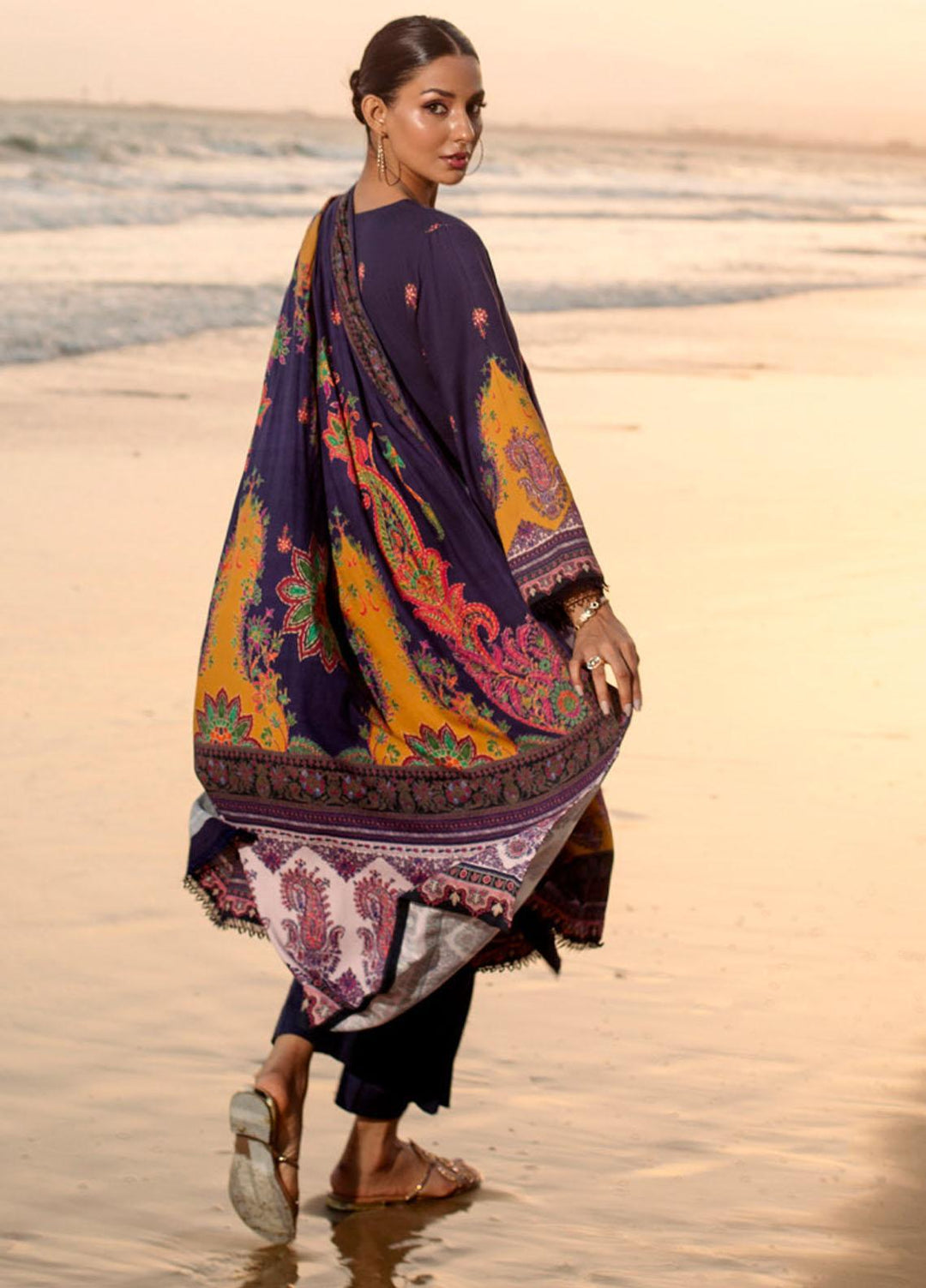Gul Ahmed Printed Linen Suits Unstitched 3 Piece GA23LLW CV 32001 - Winter Collection