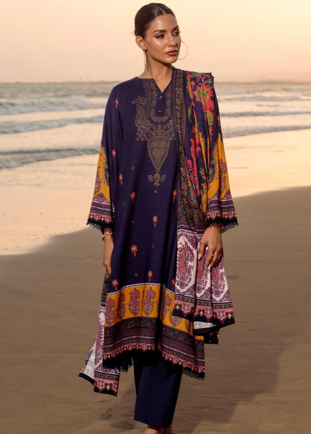 Gul Ahmed Printed Linen Suits Unstitched 3 Piece GA23LLW CV 32001 - Winter Collection