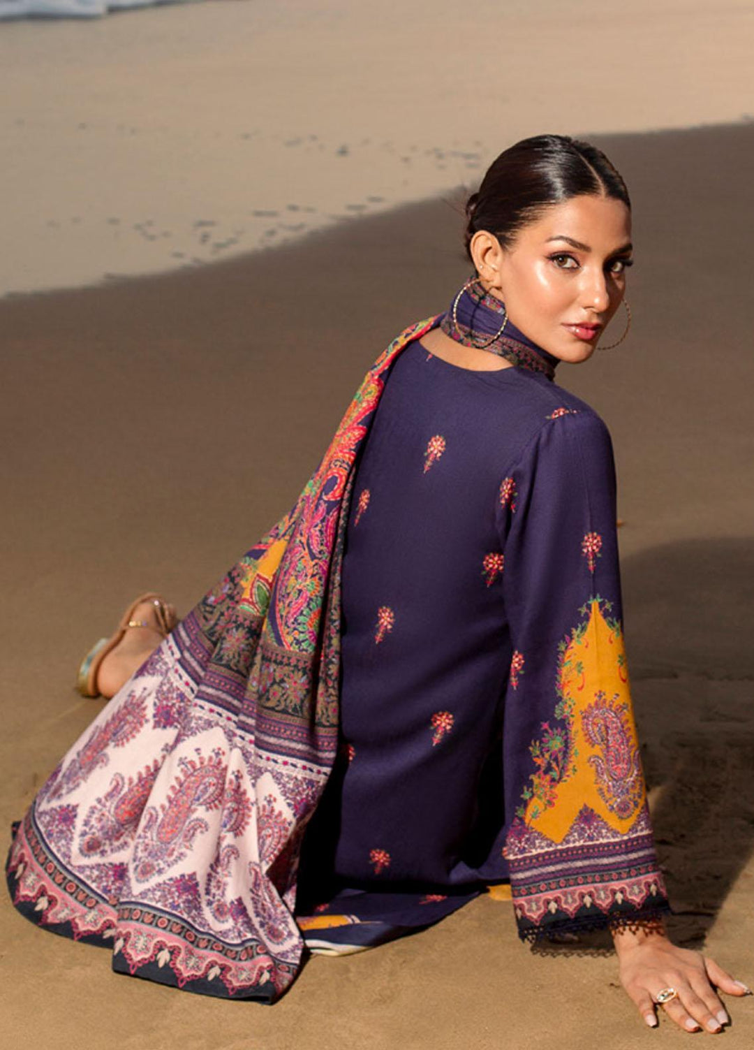 Gul Ahmed Printed Linen Suits Unstitched 3 Piece GA23LLW CV 32001 - Winter Collection