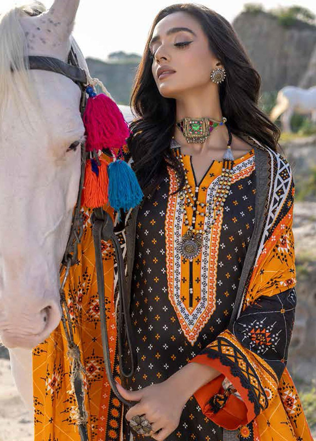 Gul Ahmed Printed Linen Suits Unstitched 3 Piece GA22LN LT-22014A - Winter Collection