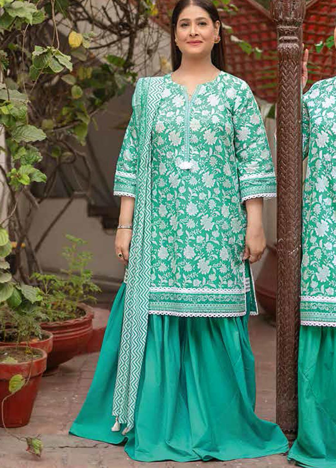 Gul Ahmed Printed Lawn Suits Unstitched 3 Piece GA22ML CL-22139 A - Summer Collection