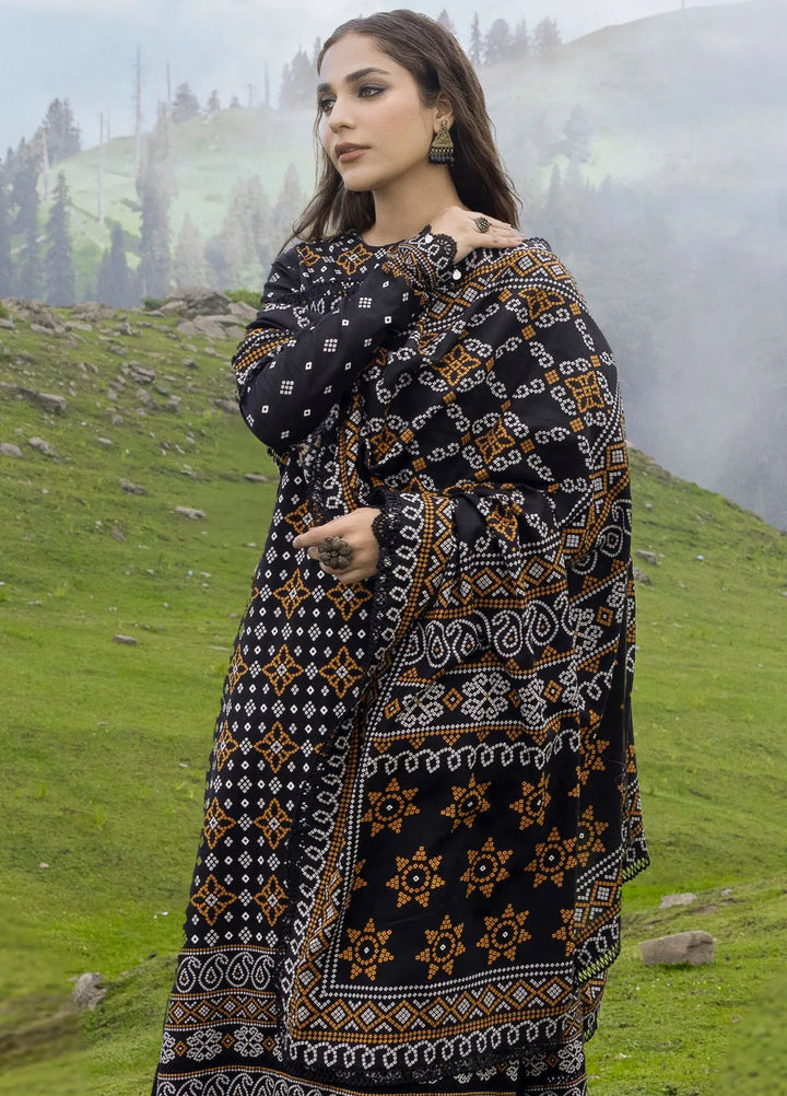 Gul Ahmed Printed Khaddar Suits Unstitched 3 Piece GA24UW K-42003 T - Winter Collection