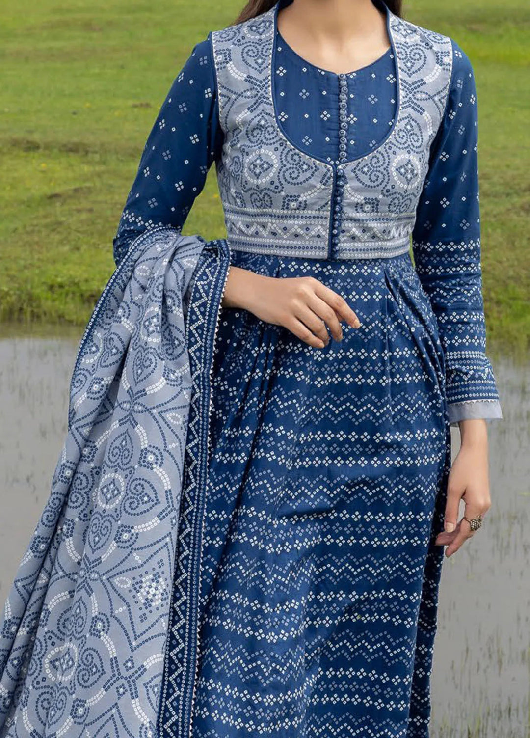 Gul Ahmed Printed Khaddar Suits Unstitched 3 Piece GA24UW K-42005 T - Winter Collection