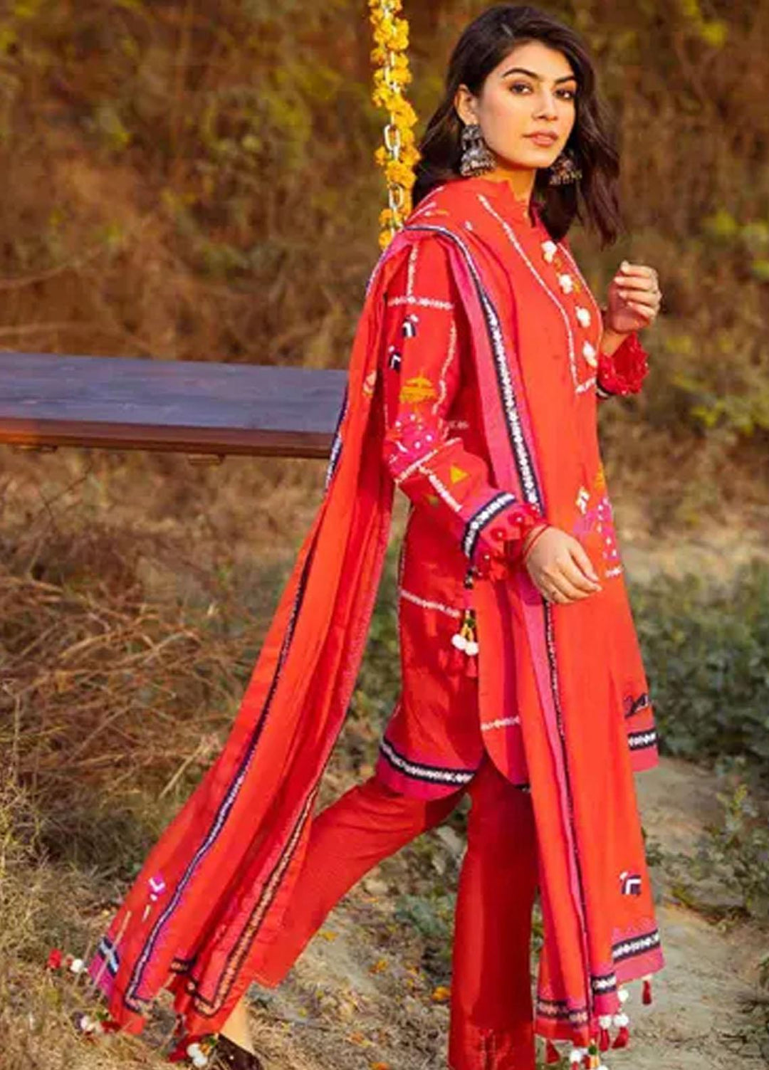 Gul Ahmed Printed Lawn Suits Unstitched 3 Piece GA22SB CL-22015 - Summer Collection