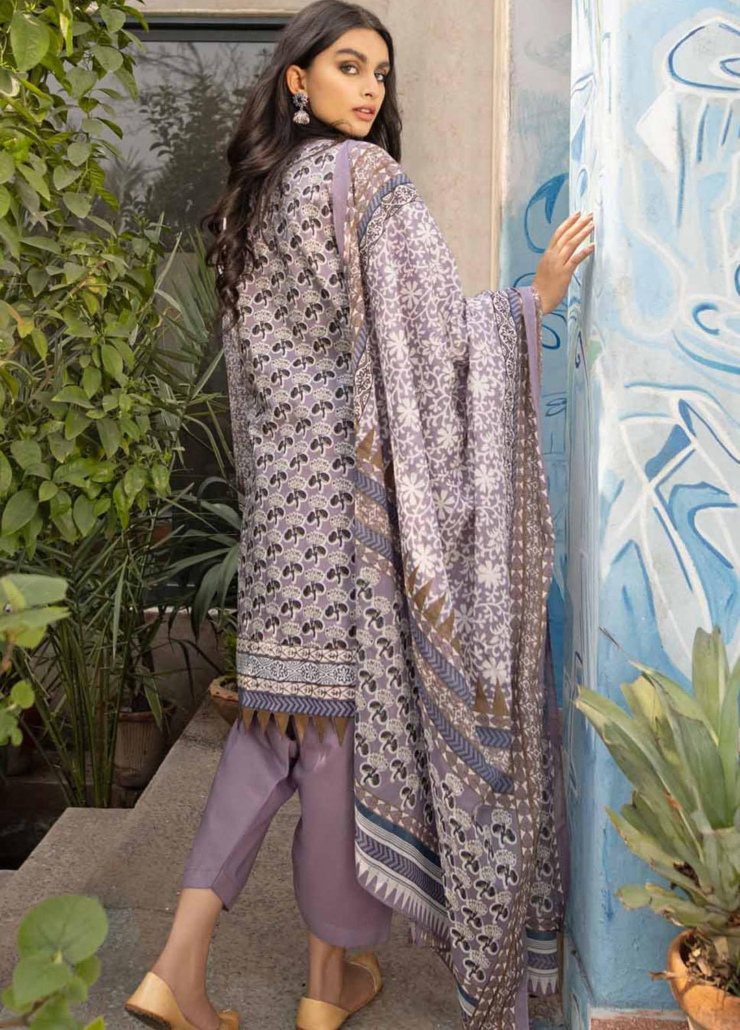 Rang Angan By Gul Ahmed Printed Lawn Suits Unstitched 3 Piece GA21RA CL-1260 B - Summer Collection