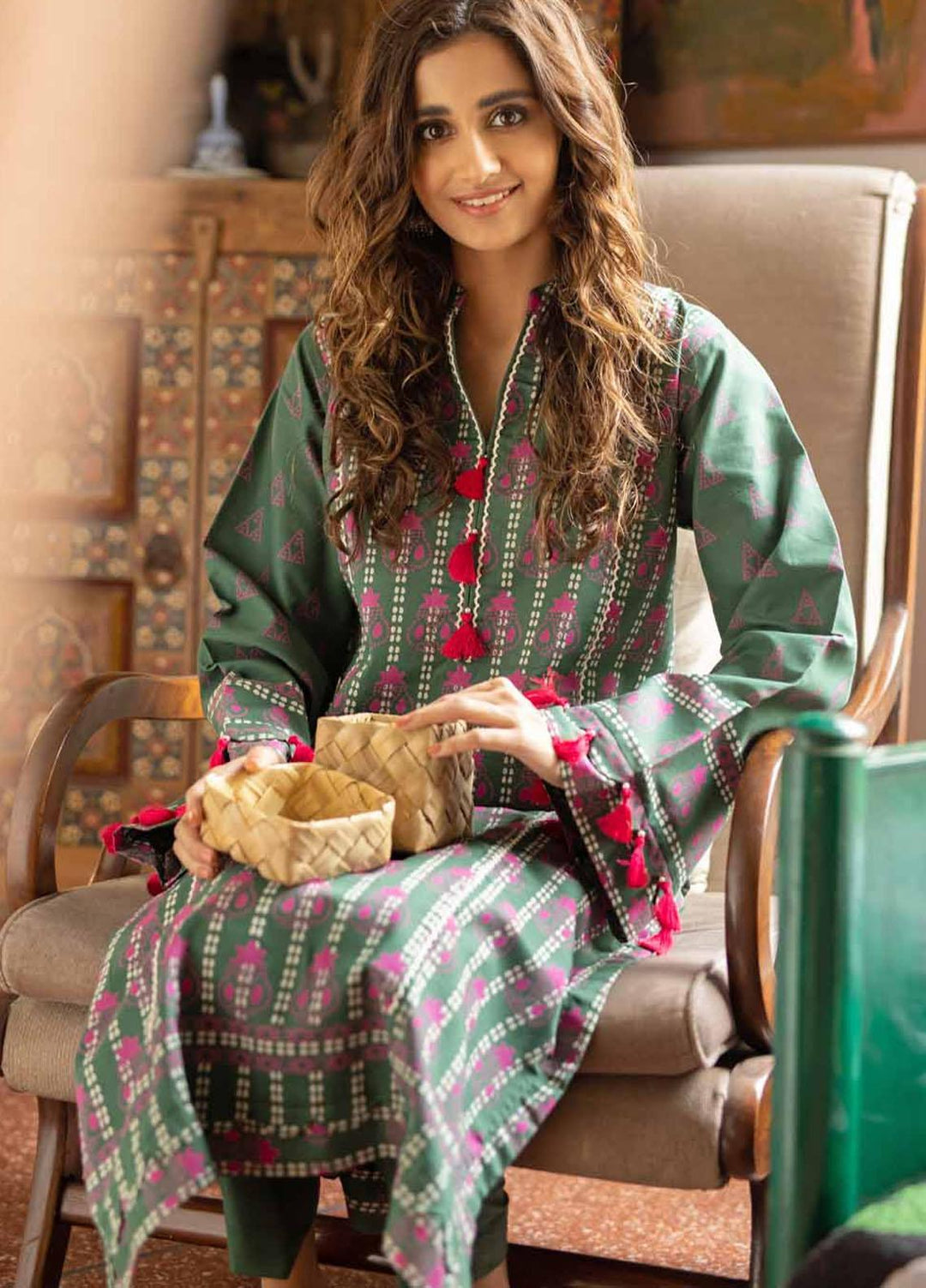 Anas Rang Rang Angan By Gul Ahmed Printed Lawn Suits Unstitched 2 Piece GA21RA TL ...
