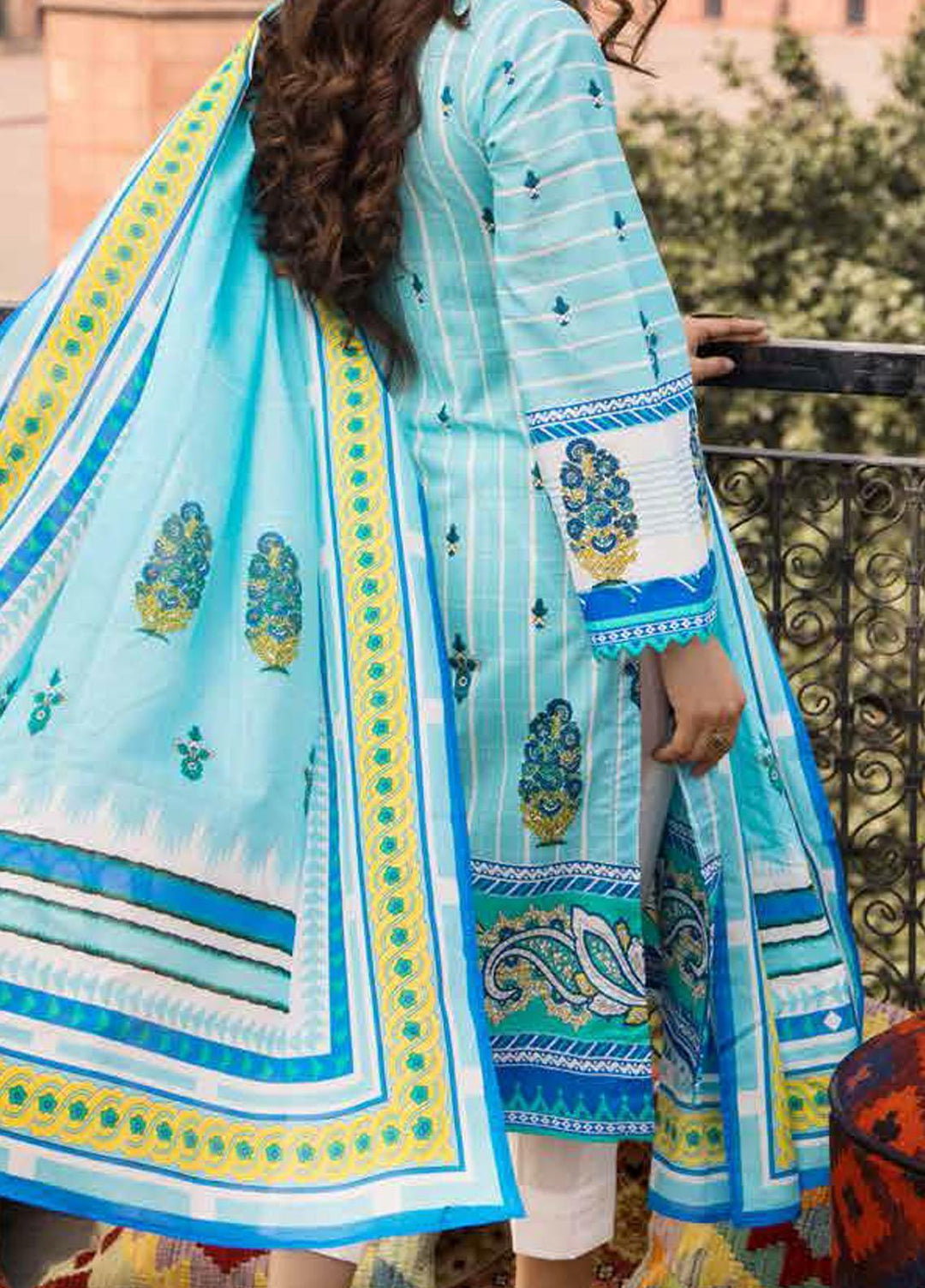 Gul Ahmed Embroidered Lawn Suits Unstitched 2 Piece GA21LL TL339 - Summer Collection