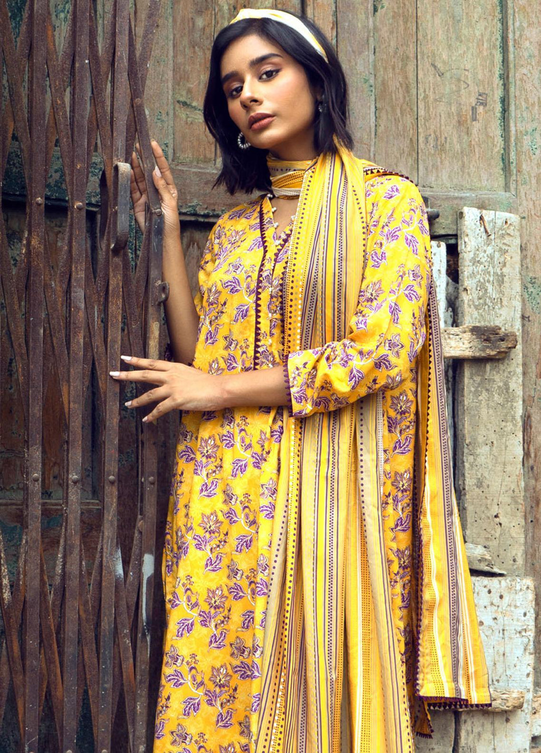 Gul Ahmed Embroidered Linen Suits Unstitched 3 Piece GA23WB LT 32011 B - Winter Collection