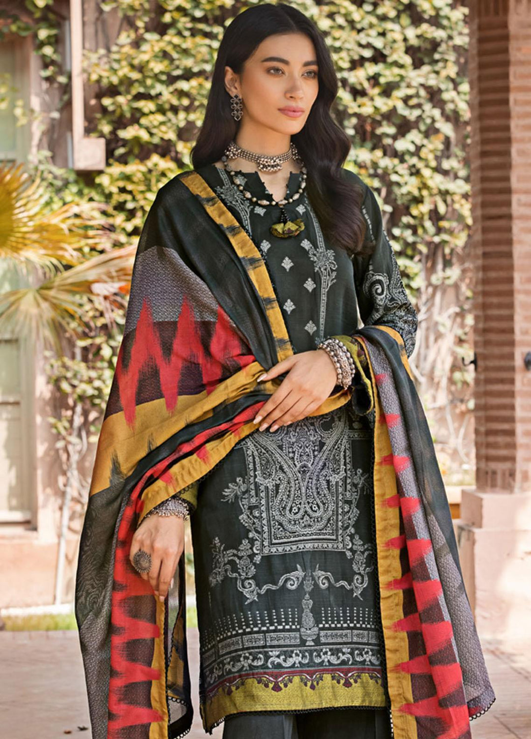 Gul Ahmed Jacquard Khaddar Suits Unstitched 3 Piece GA23WC MJ 32072 - Winter Collection