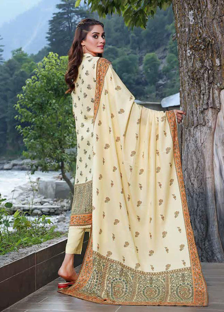 Glamour By Gul Ahmed Printed Karandi Suits Unstitched 3 Piece GA23WG AY-32028 - Winter Collection