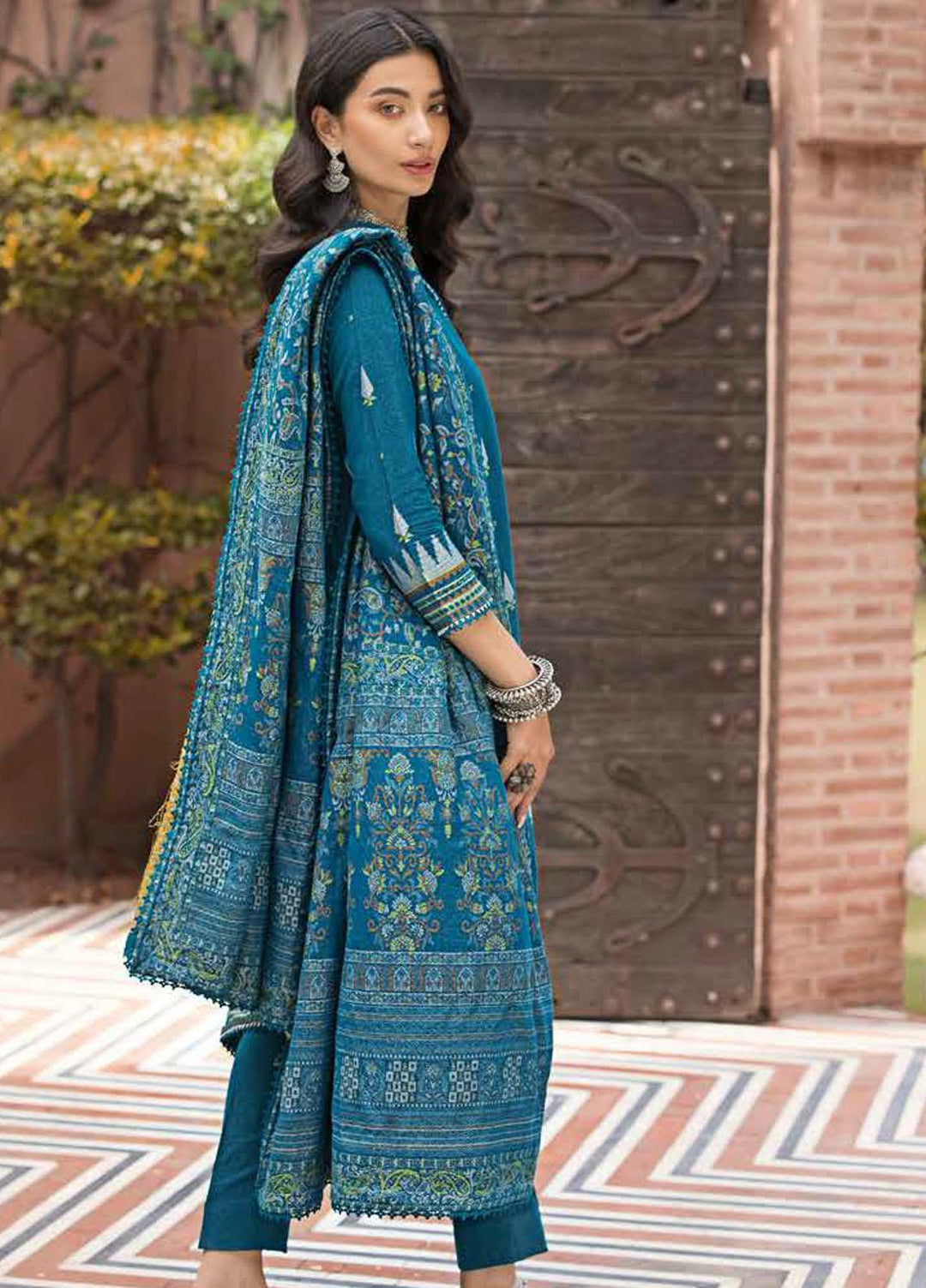 Glamour By Gul Ahmed Fancy Karandi Suits Unstitched 3 Piece GA23WG MJ-32071 - Winter Collection