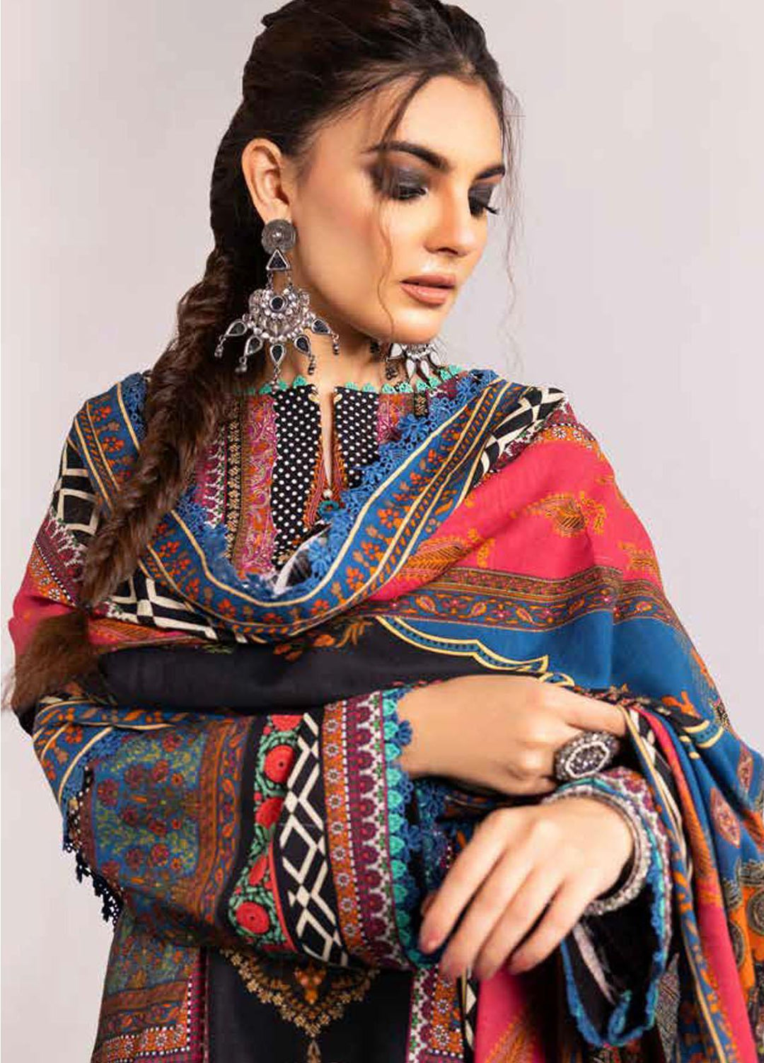 Gul Ahmed Printed Khaddar Suits Unstitched 3 Piece GA23WL K-32034 - Winter Collection