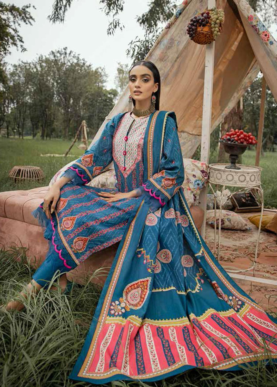 Gul Ahmed Embroidered Khaddar Suits Unstitched 3 Piece GA22UW K-22053 - Winter Collection