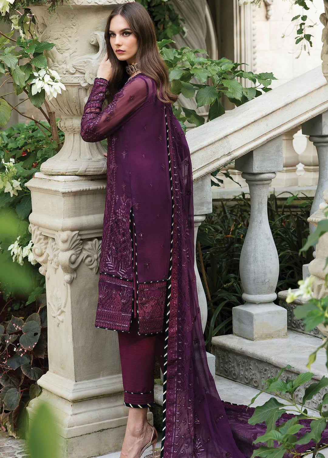 Gulaal Embroidered Chiffon Suits Unstitched 4 Piece GL23C 02 Emira - Eid Collection
