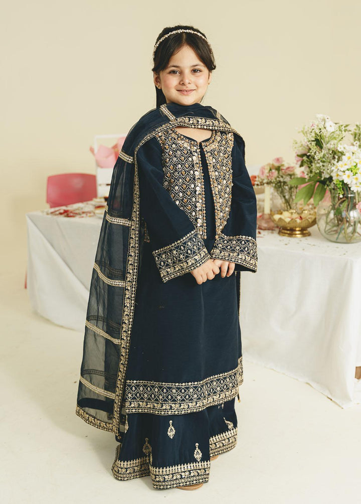 Gulaal Pret Embroidered  3 Piece Suit GL-KW-23-05