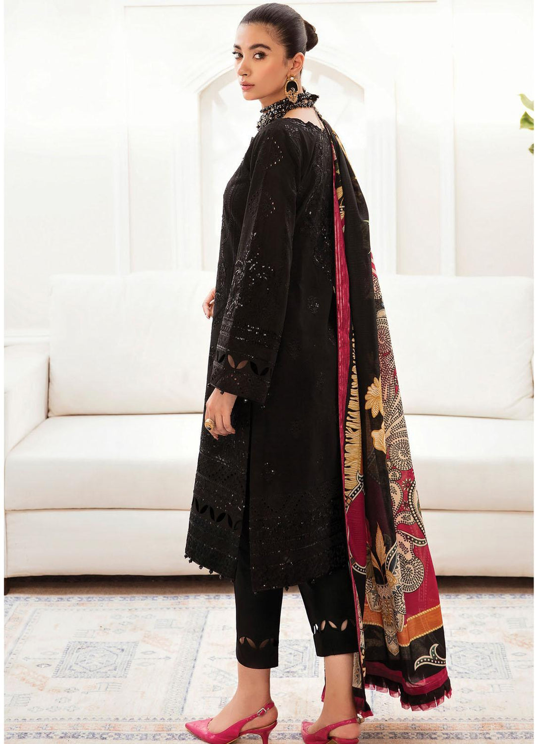 Gulaal Embroidered Lawn Suits Unstitched 3 Piece GL23LL-V2 D-07 Aaniah - Luxury Collection