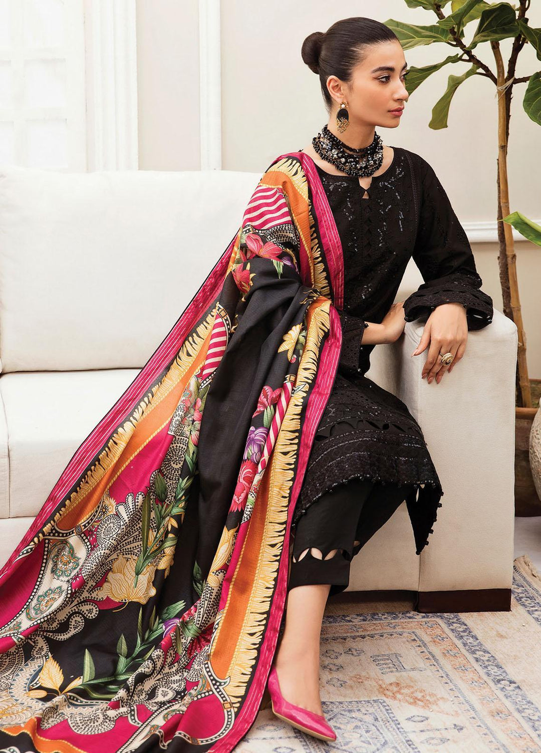 Gulaal Embroidered Lawn Suits Unstitched 3 Piece GL23LL-V2 D-07 Aaniah - Luxury Collection