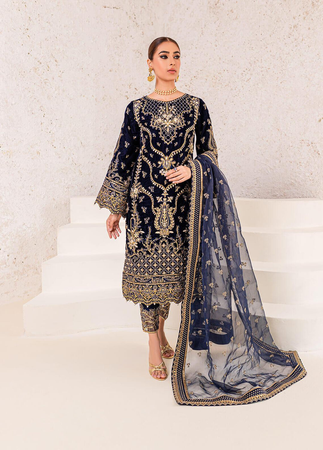 Gulaal Embroidered Velvet Suits Unstitched 3 Piece GL22V 03 INSIYAH - Luxury Collection