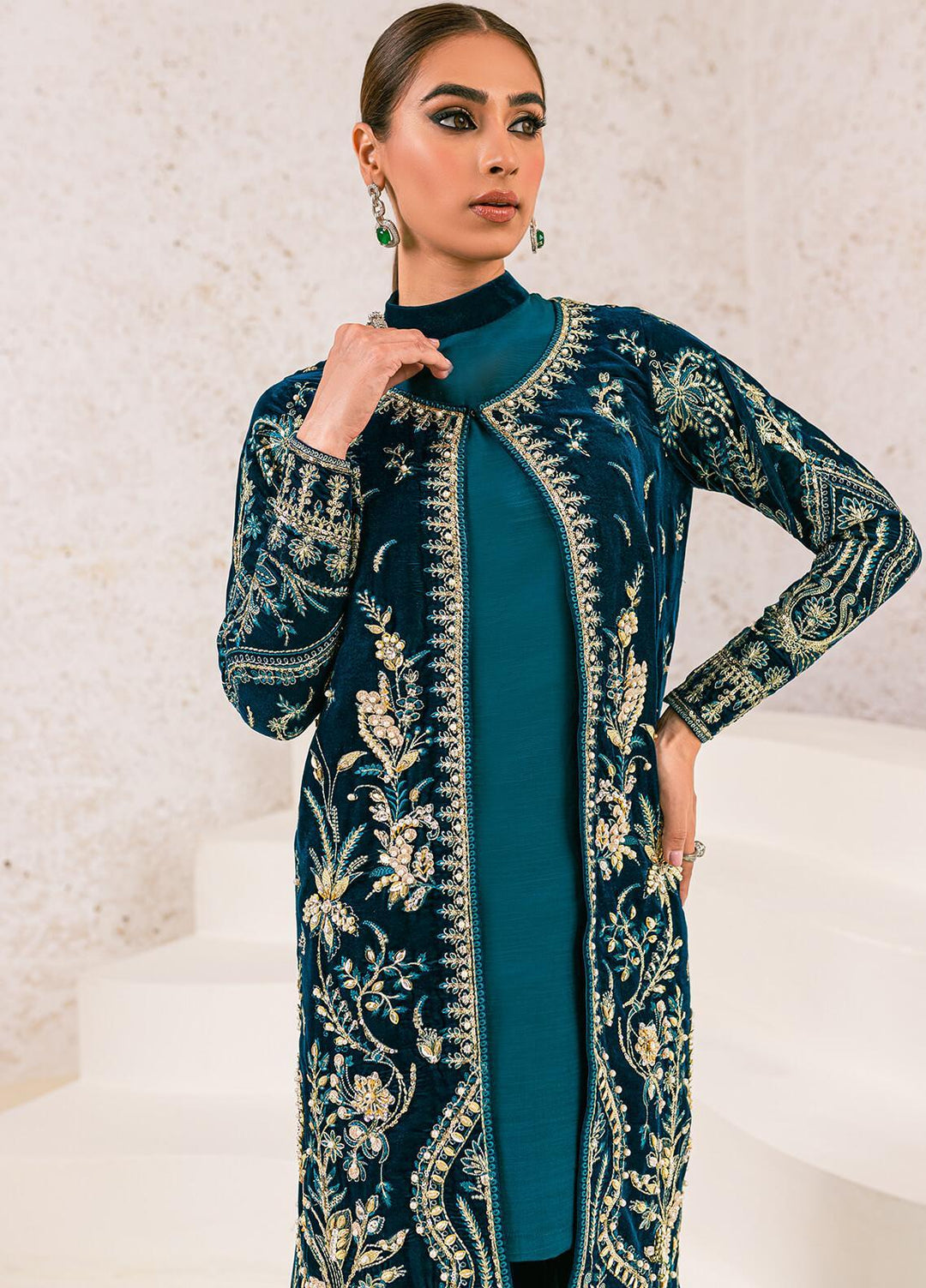 Gulaal Embroidered Velvet Suits Unstitched 3 Piece GL22V 07 SABEENA - Luxury Collection