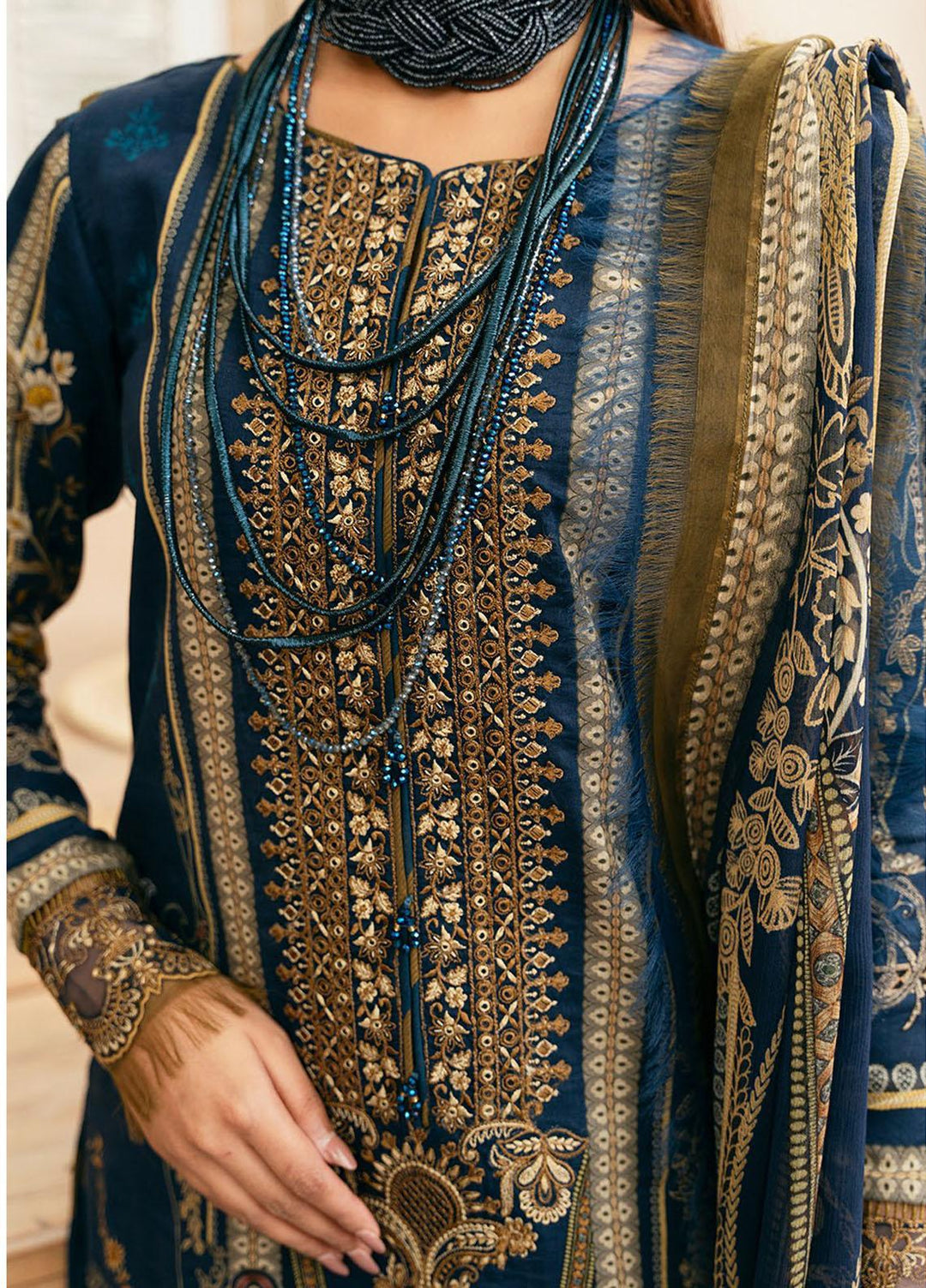 Gulaal Embroidered Lawn Suits Unstitched 3 Piece GL23UL D-02 Julia - Summer Collection