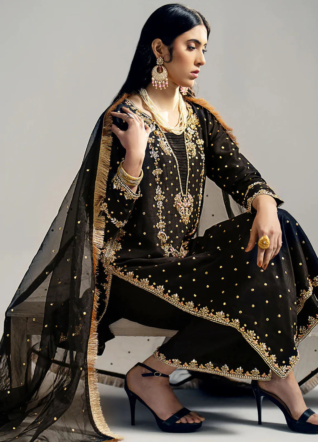 Gulbano By Grandeur Luxury Pret Embroidered Raw silk 3 Piece Suit Roheena
