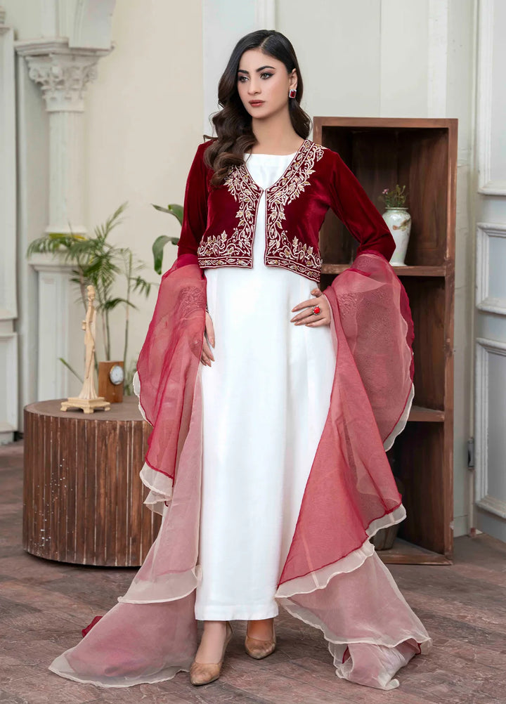 Hadia Batool Pret Embroidered Velvet 4 Piece Suit Gulnar