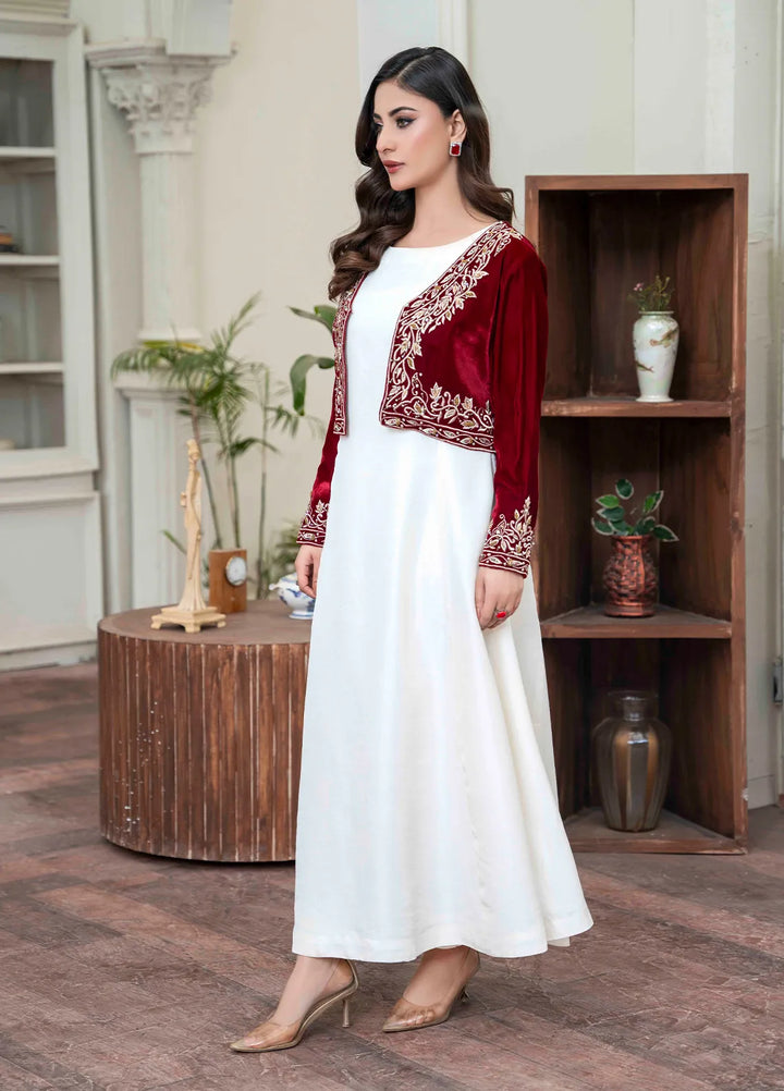 Hadia Batool Pret Embroidered Velvet 4 Piece Suit Gulnar