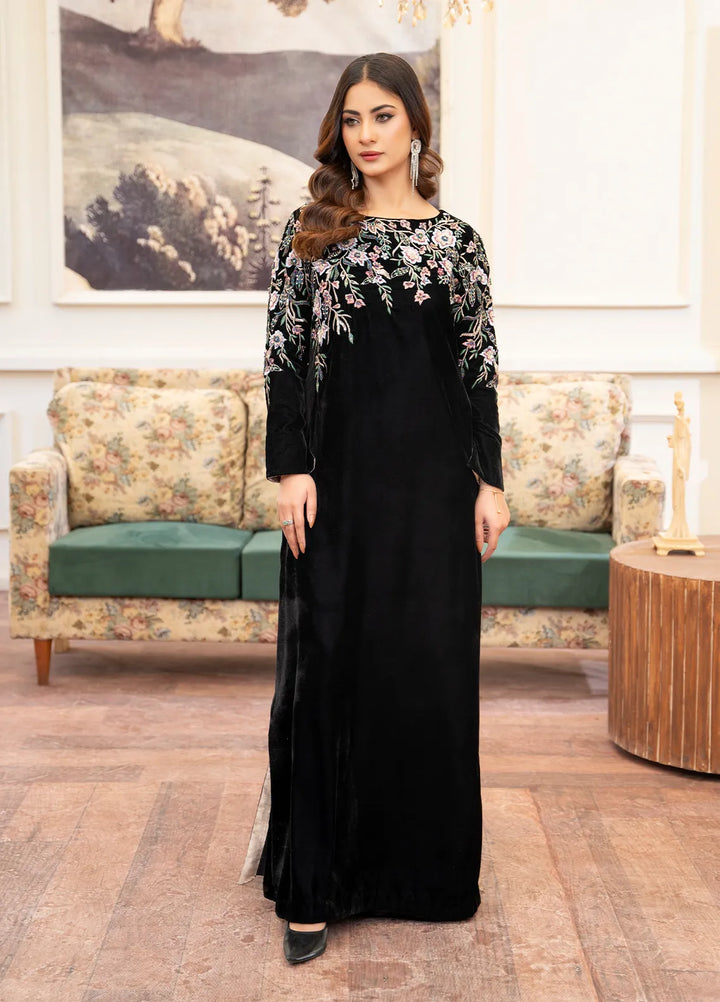 Hadia Batool Pret Embroidered Velvet 3 Piece Suit Kanari