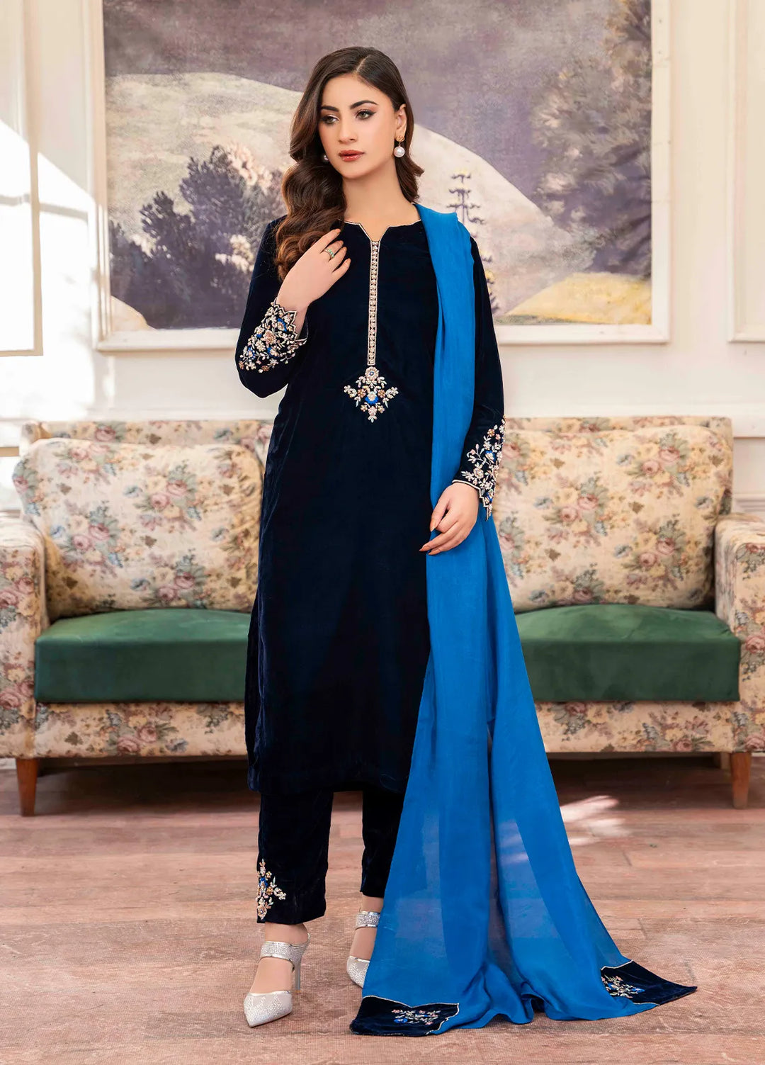 Hadia Batool Pret Embroidered Velvet 3 Piece Suit Rimel