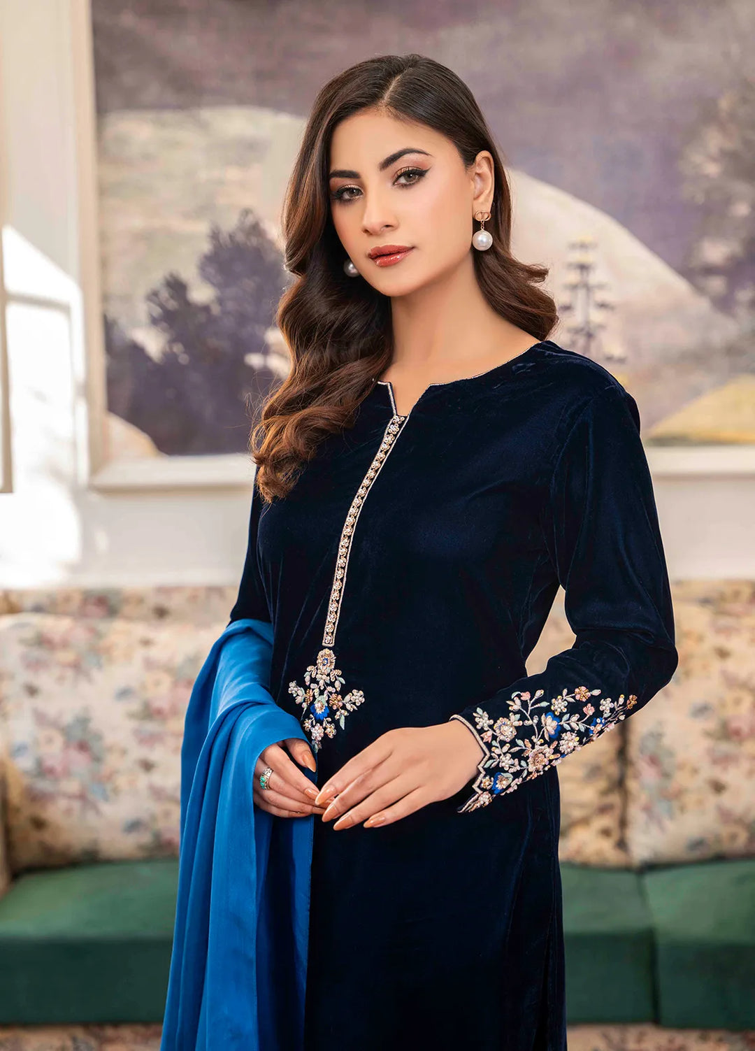 Hadia Batool Pret Embroidered Velvet 3 Piece Suit Rimel