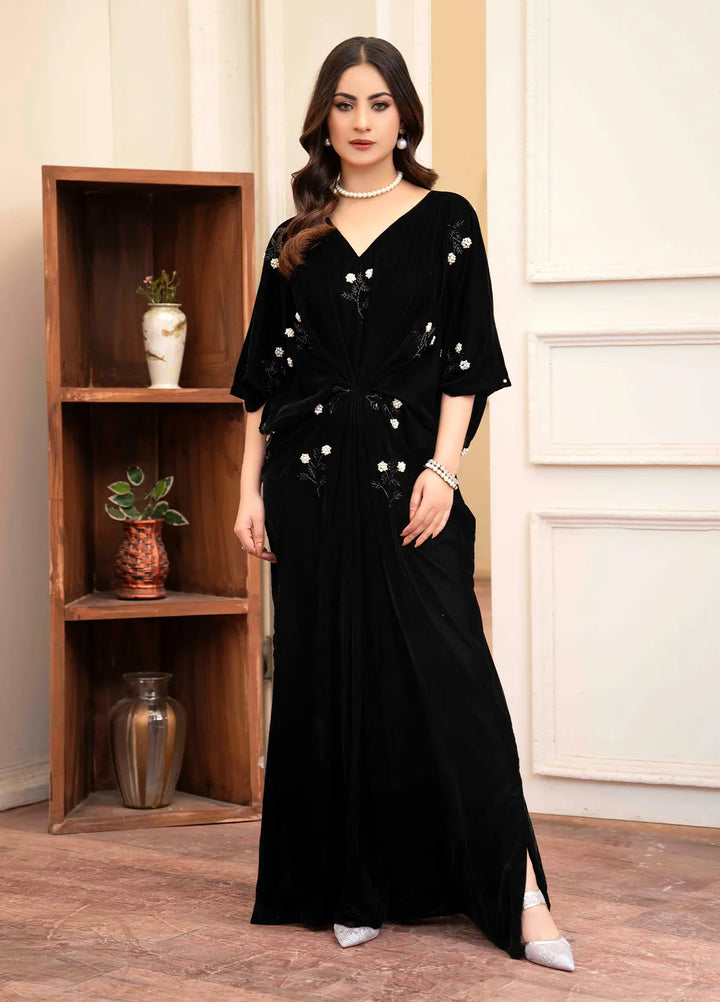 Hadia Batool Pret Embroidered Velvet Kaftan Nora