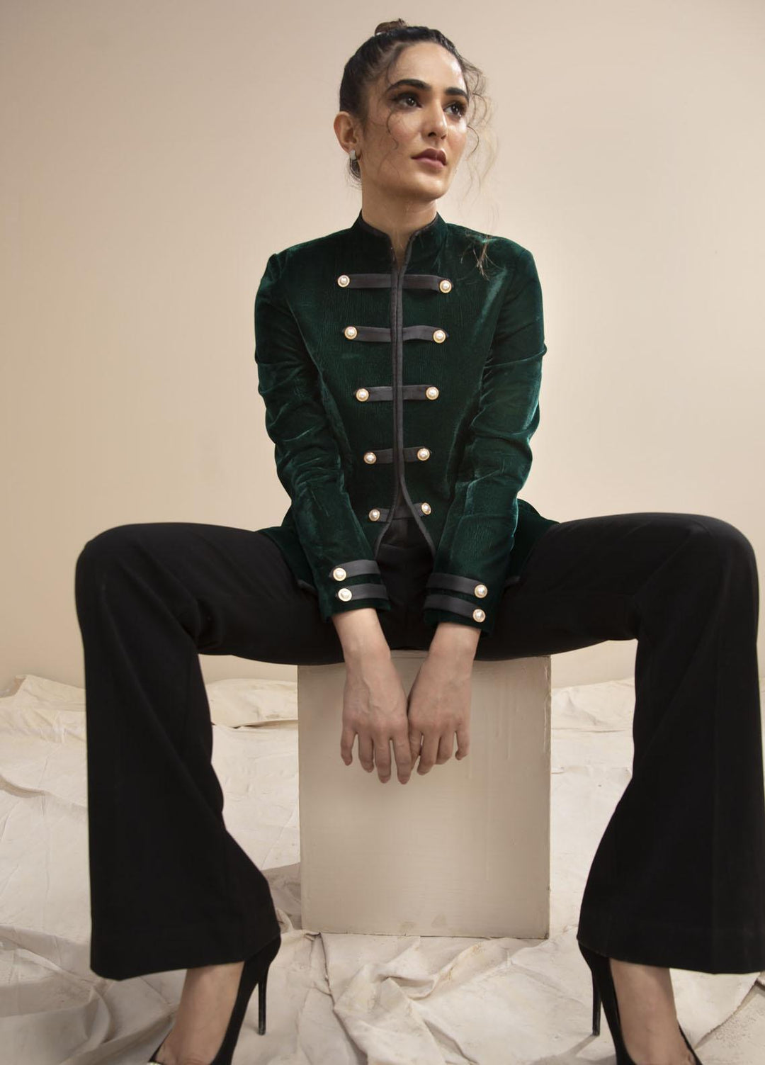 Hana Luxury Pret Embroidered Velvet Coat Velvet Moss