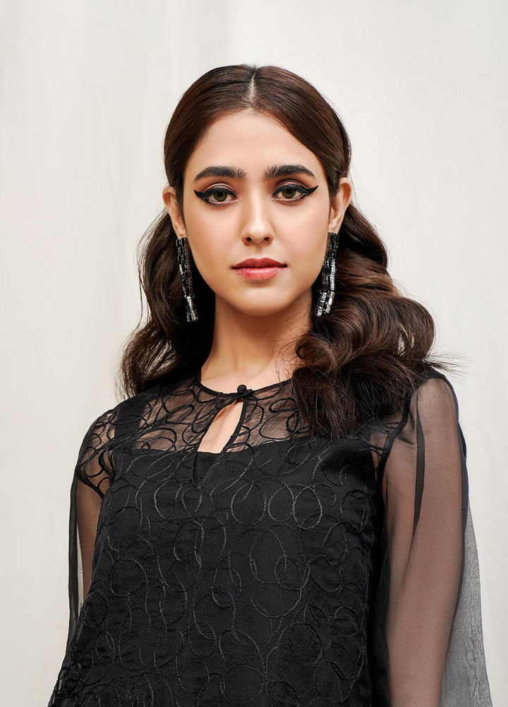 Hana Luxury Pret Embroidered Grip 2 Piece Dress Black Lilly ROCOB002